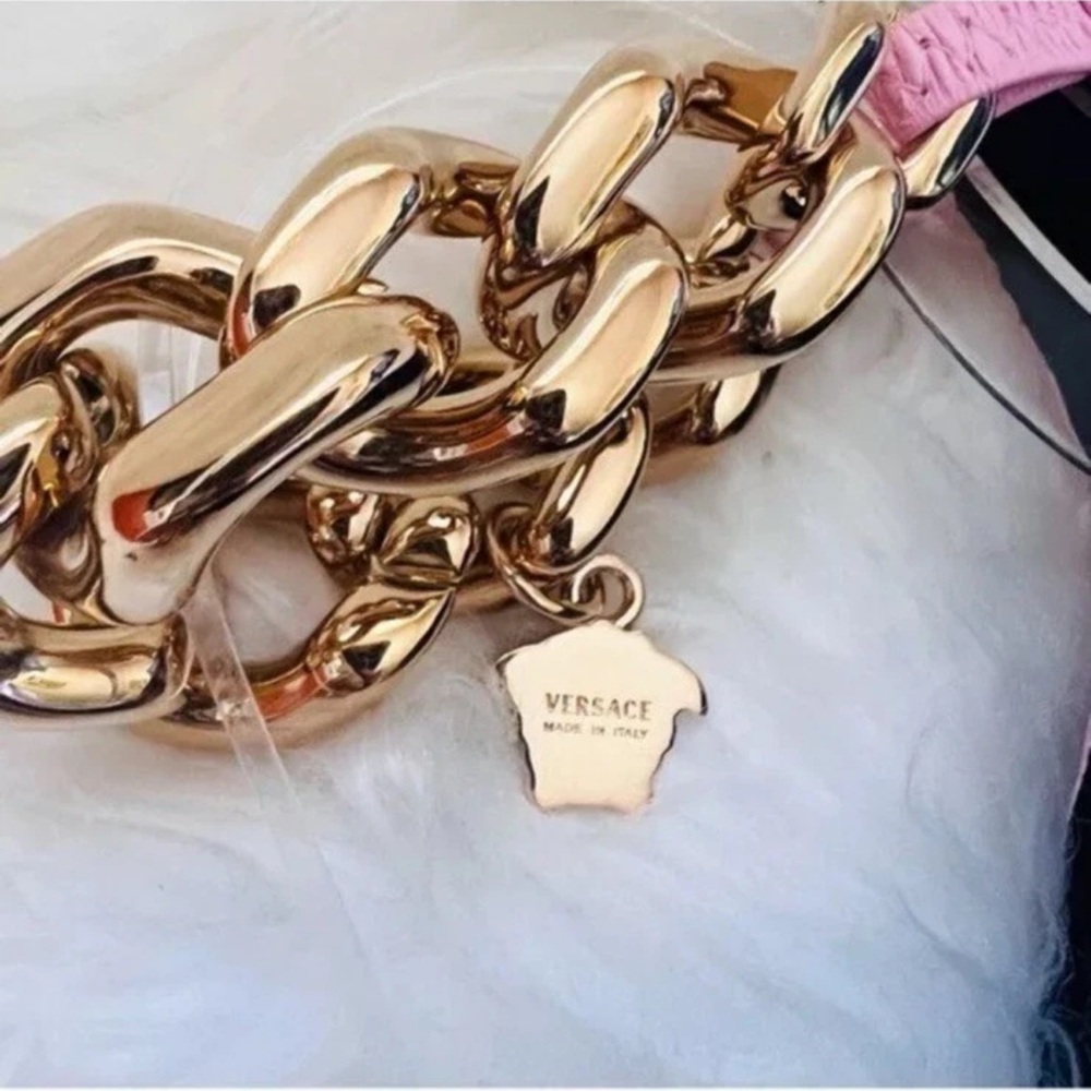 New! VERSACE Medusa Chain Square Toe Heels Pink Leather Gold Hardware Sandals - Picture 14 of 15